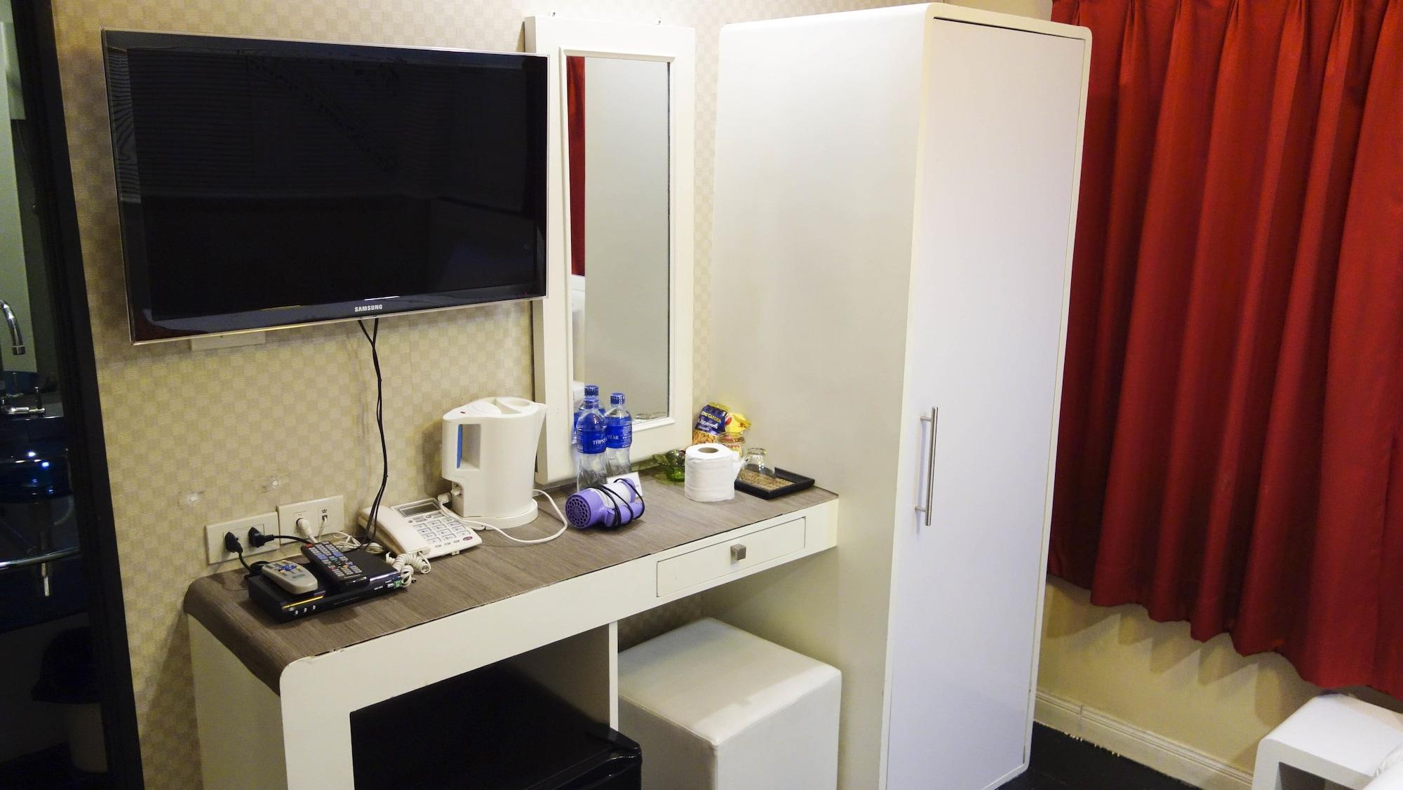 V30 Sukhumvit Hotel Bangkok Eksteriør billede