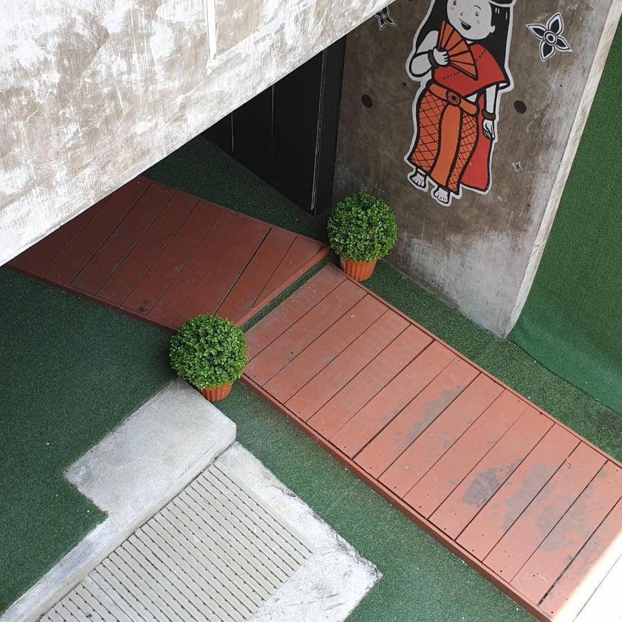 V30 Sukhumvit Hotel Bangkok Eksteriør billede