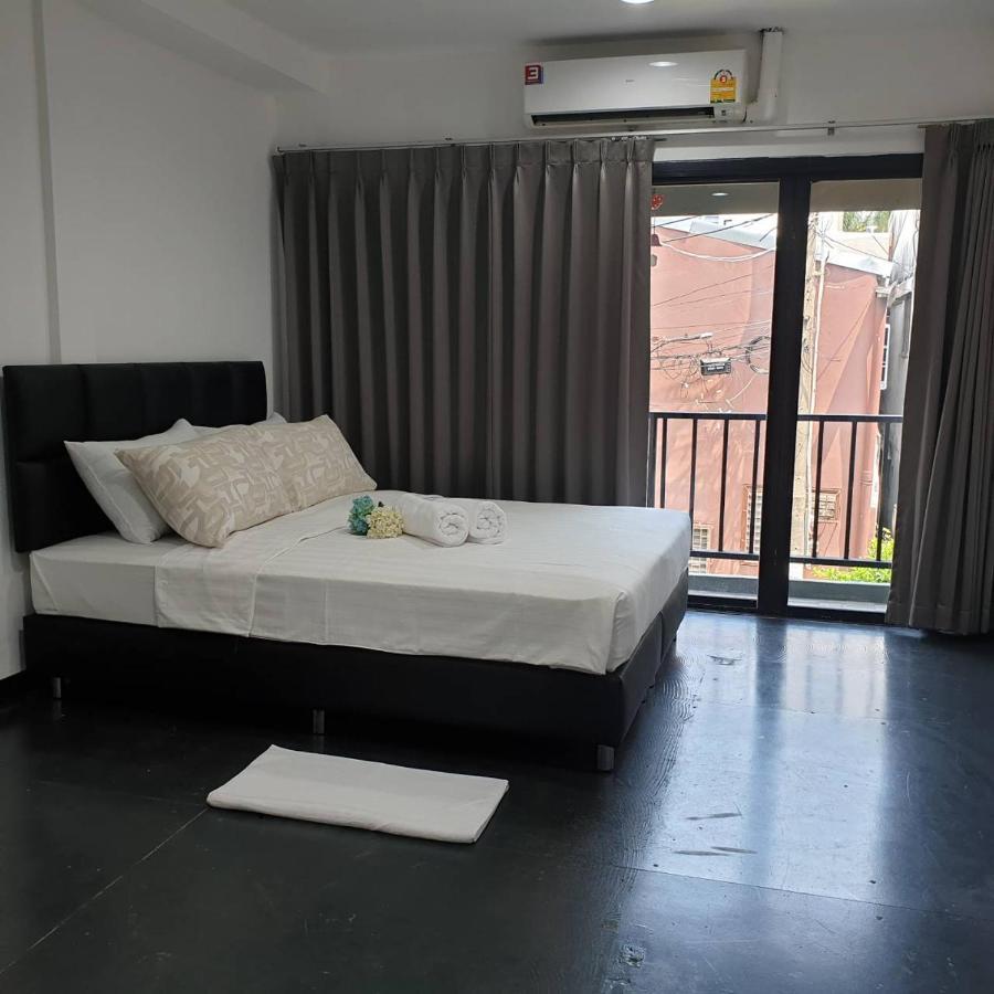 V30 Sukhumvit Hotel Bangkok Eksteriør billede