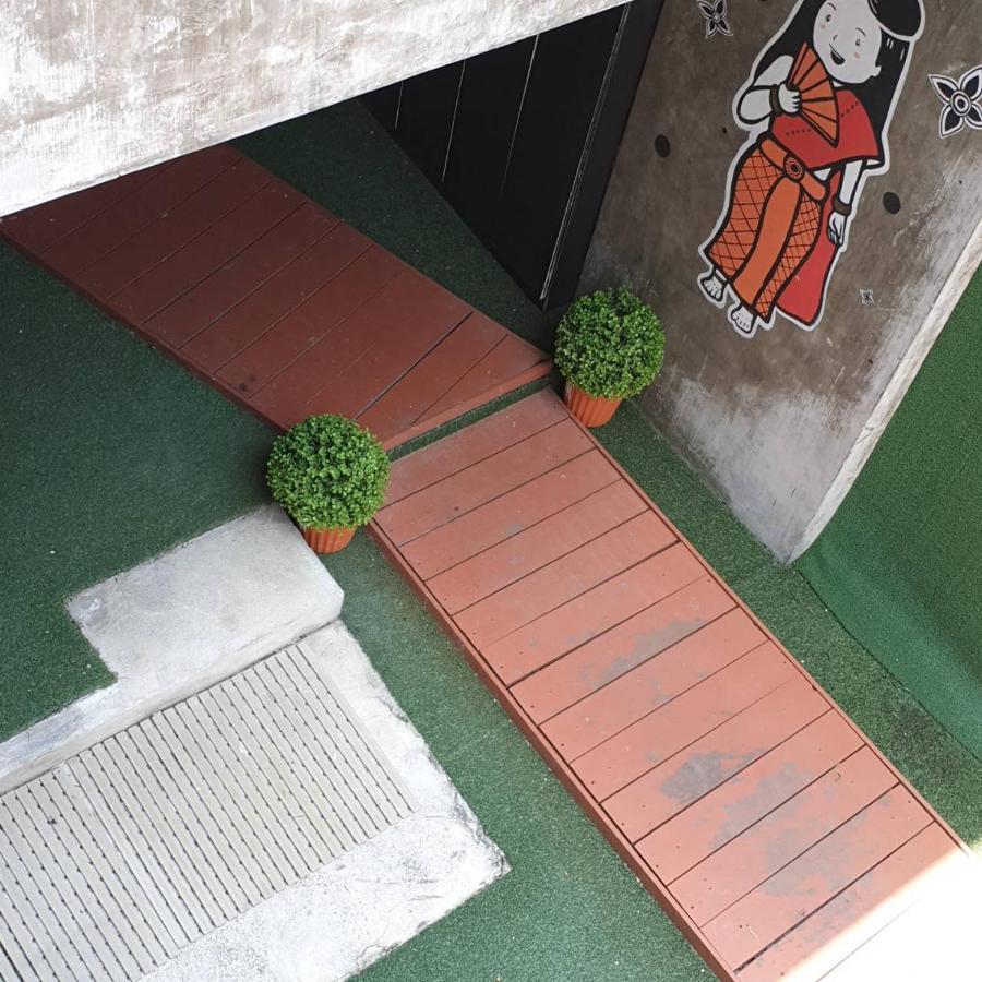 V30 Sukhumvit Hotel Bangkok Eksteriør billede