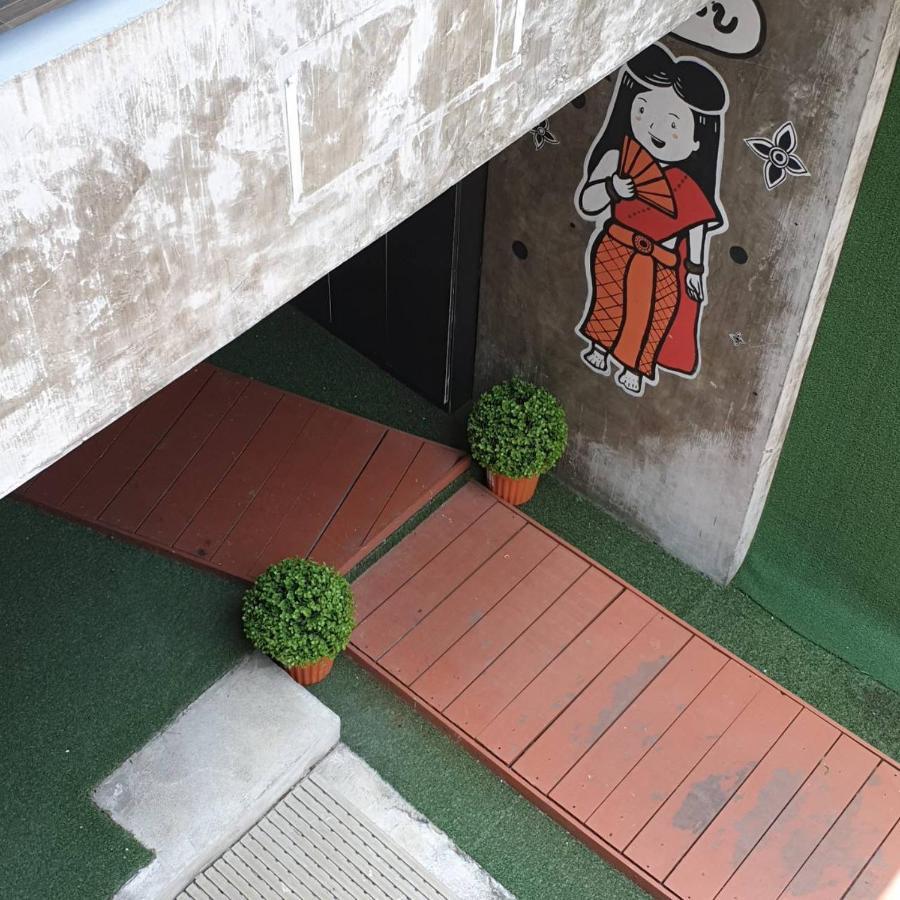 V30 Sukhumvit Hotel Bangkok Eksteriør billede
